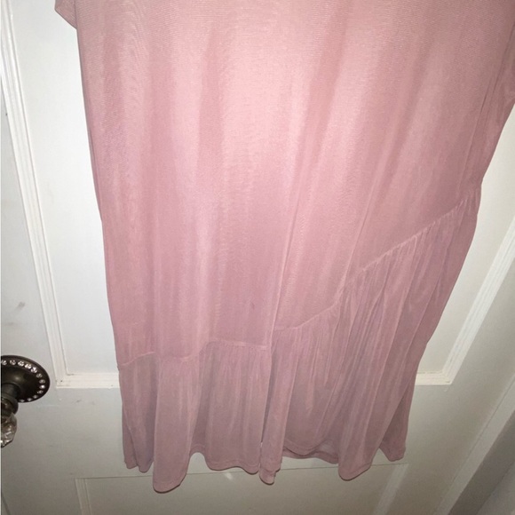 The Buckle Grehy Mauve Pink Sheer Mesh Tunic Top Size Small - Picture 7 of 11